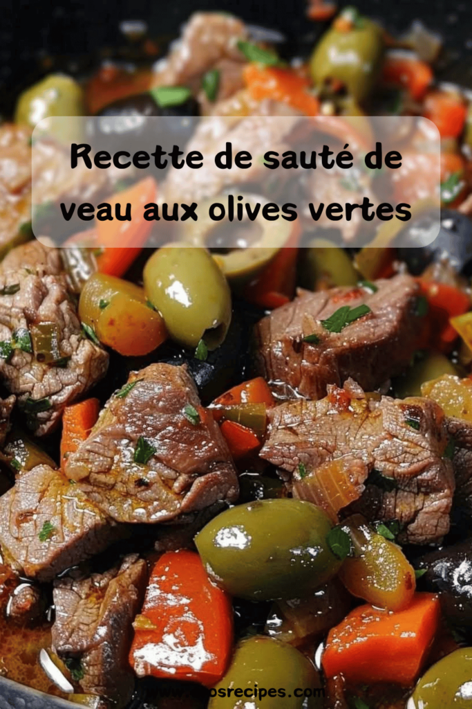 Sauté de veau aux olives vertes dans une cocotte, garni de persil frais.