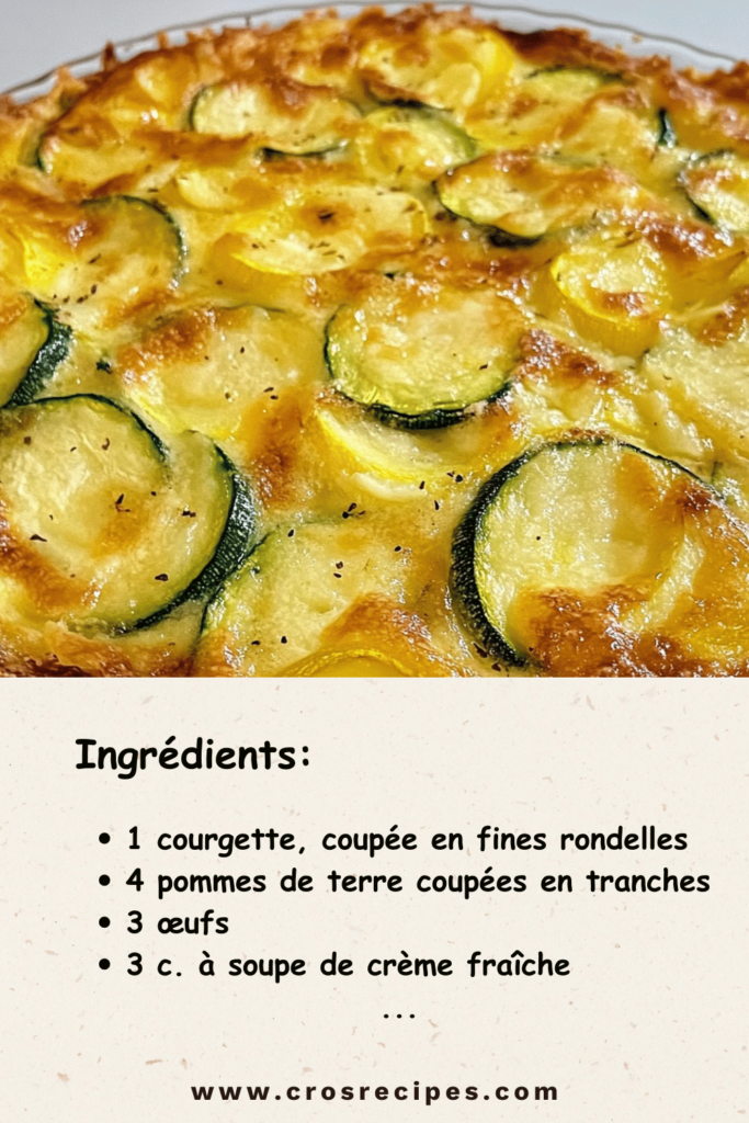 Photo appétissante d'une quiche courgettes et pommes de terre sans pâte, dorée et gratinée, servie dans un moule à tarte avec des tranches fondantes de légumes et une garniture de fromage râpé.