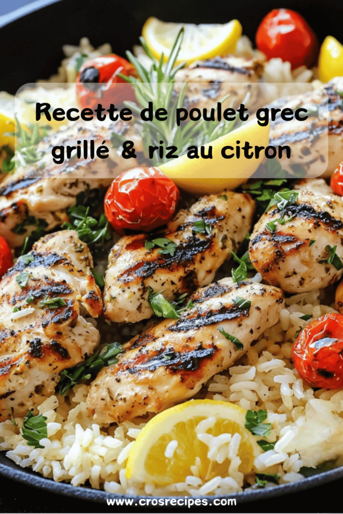 Poulet grillé doré accompagné d’un riz crémeux au citron, parsemé de feta et d’herbes fraîches, servi dans une assiette méditerranéenne.