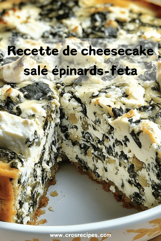 Cheesecake salé épinards-feta tranché, avec une base dorée et une garniture verte et crémeuse.