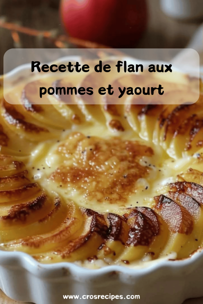 Flan aux pommes doré, garni de fines tranches de pommes et saupoudré de cannelle.