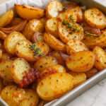 Pommes de Terre et Oignons Rôtis au Four