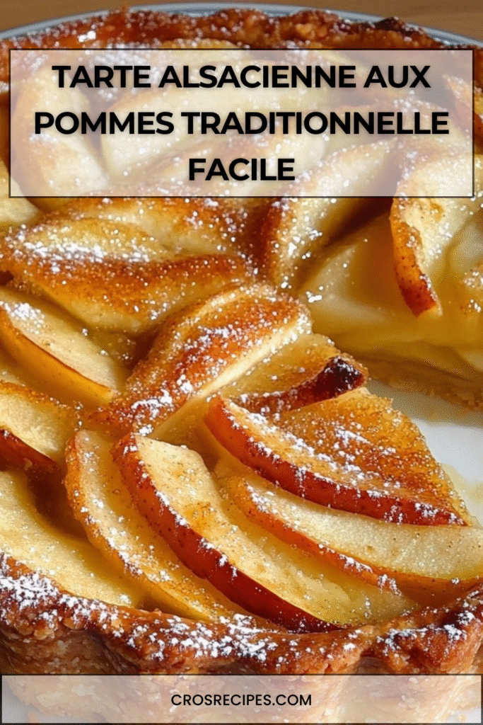 Tarte alsacienne aux pommes avec rosace de pommes et flan vanillé sur pâte sablée dorée.