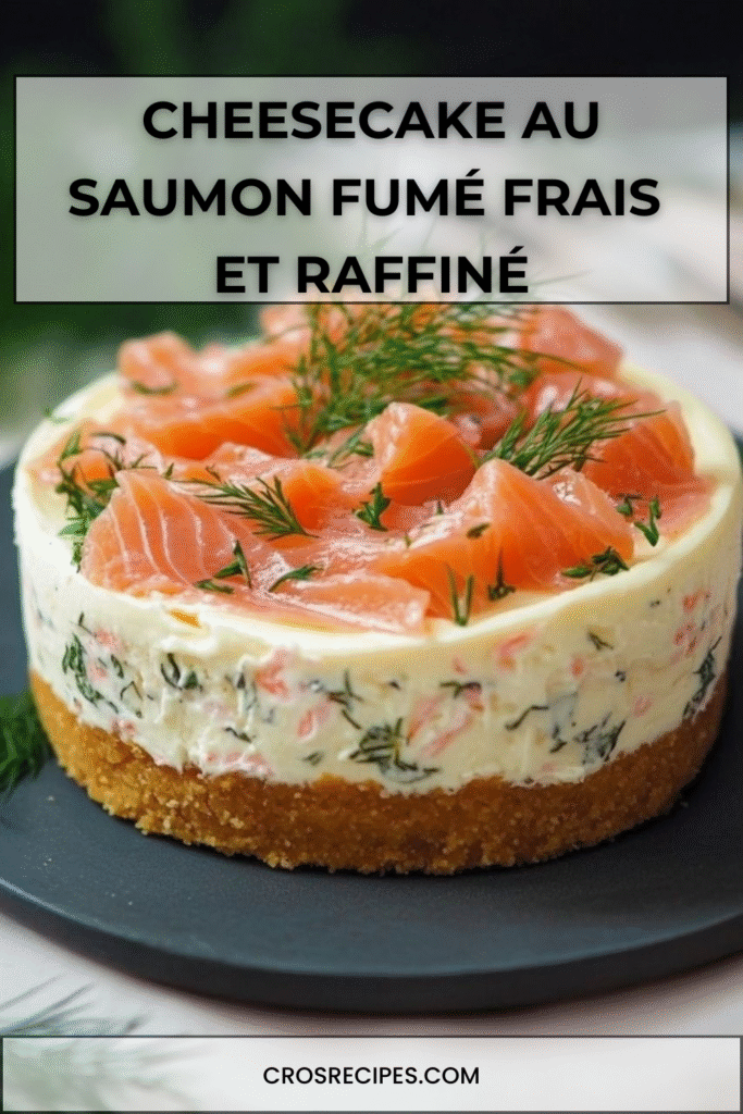 Cheesecake individuel au saumon fumé avec base croquante et ciboulette.