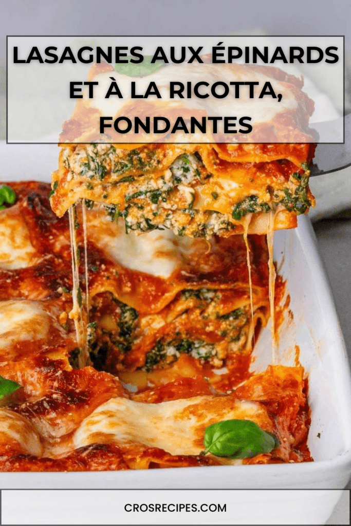 Lasagnes aux épinards et à la ricotta gratinées au four, couches de pâtes, sauce tomate maison et fromage doré