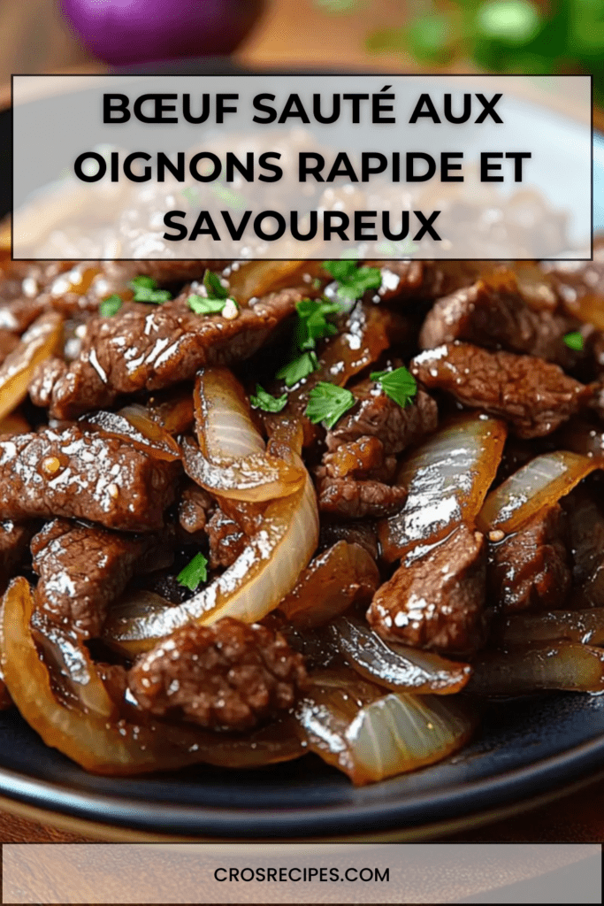 bœuf sauté aux oignons caramélisés dans un wok, sauce brillante à la soja, garnies de ciboule fraîche