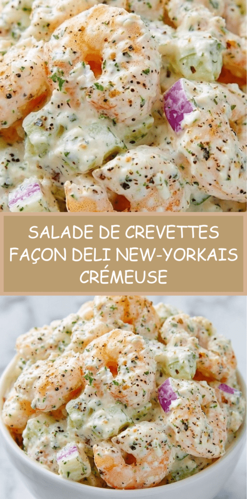 Bol de salade de crevettes façon deli new-yorkais avec mayonnaise, céleri croquant, oignon rouge et herbes fraîches, servi sur pain grillé.