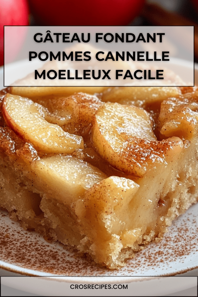 Gâteau fondant aux pommes et doré, avec tranches de pommes caramélisées sur le dessus et légère touche de cannelle