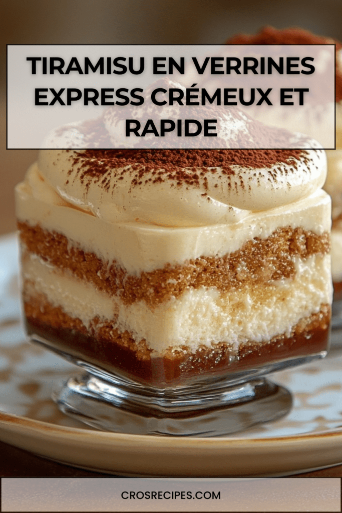 Verrines de tiramisu avec couches de crème mascarpone onctueuse, biscuits imbibés de café et cacao saupoudré sur le dessus.