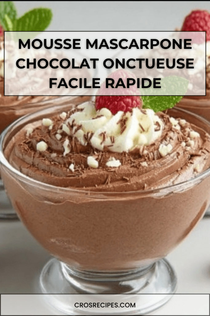 Verrines de mousse mascarpone au chocolat onctueuse avec copeaux de chocolat et framboises fraîches sur le dessus