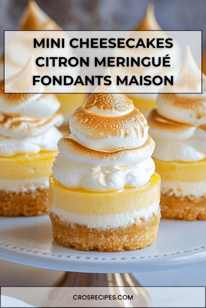 Mini cheesecakes citron meringué avec base biscuitée croustillante, crème citronnée fondante et meringue dorée au chalumeau.
