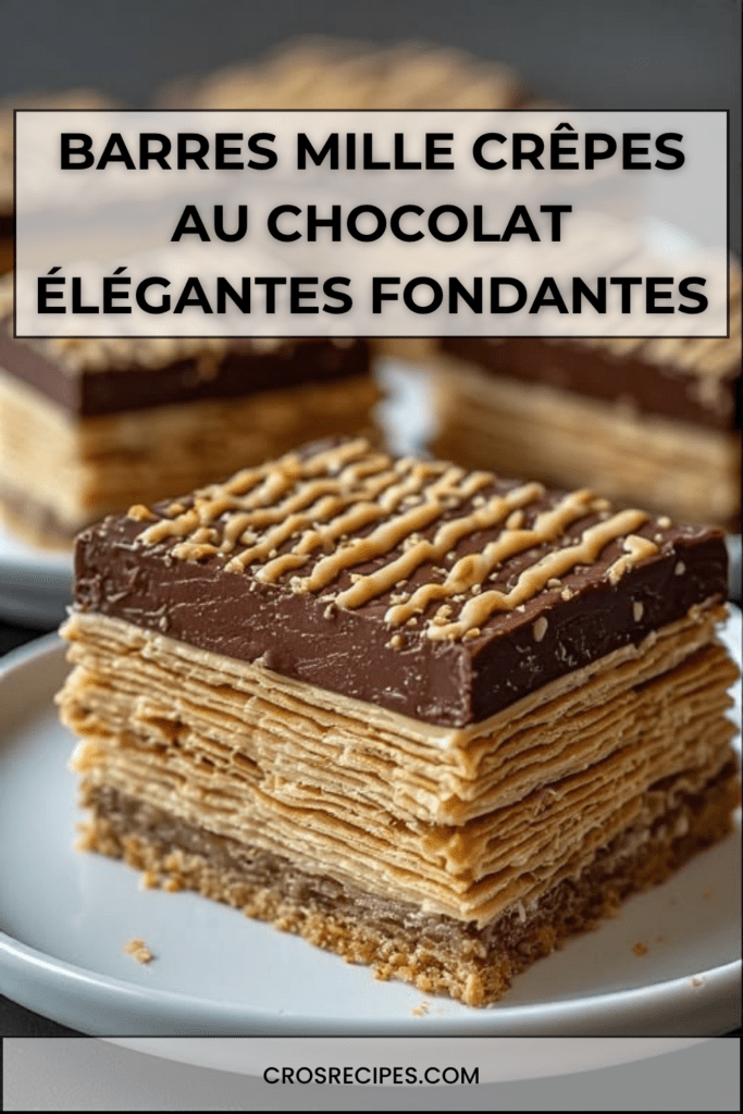 Barres de mille crêpes au chocolat avec couches fines de crêpes et crème, nappées de ganache brillante, découpées en parts régulières.